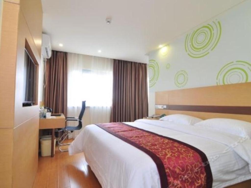 Greentree Inn Zhejiang Ningbo South Railway Station Express Hotel Exterior photo