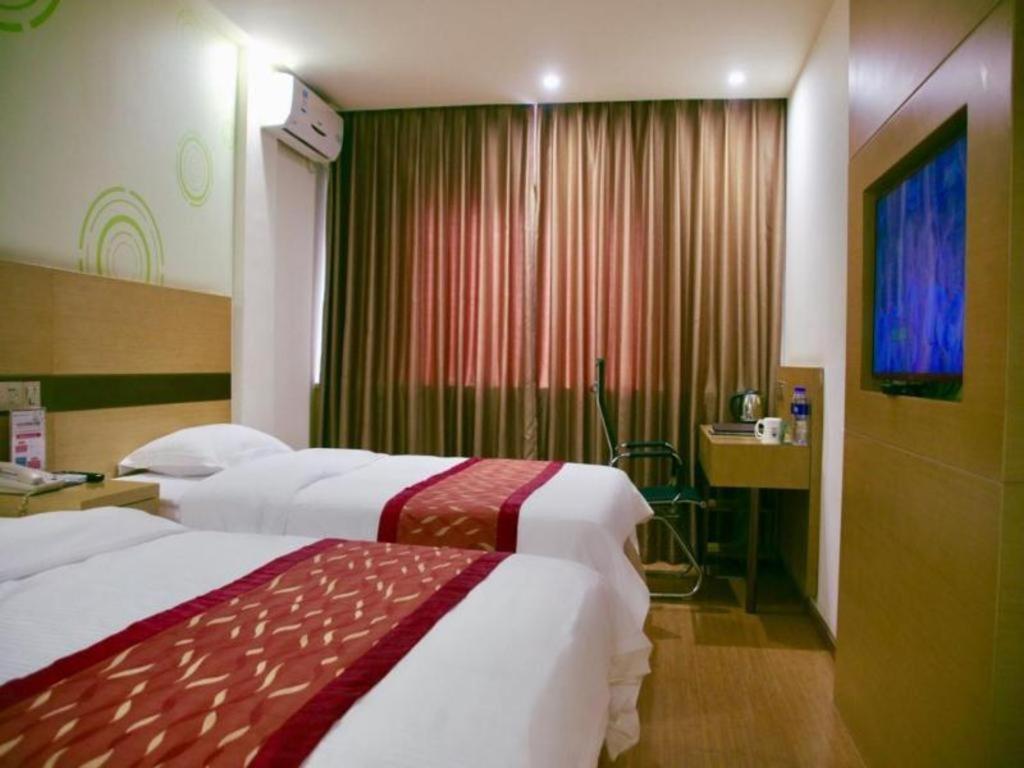 Greentree Inn Zhejiang Ningbo South Railway Station Express Hotel Exterior photo