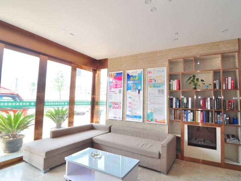 Greentree Inn Zhejiang Ningbo South Railway Station Express Hotel Exterior photo