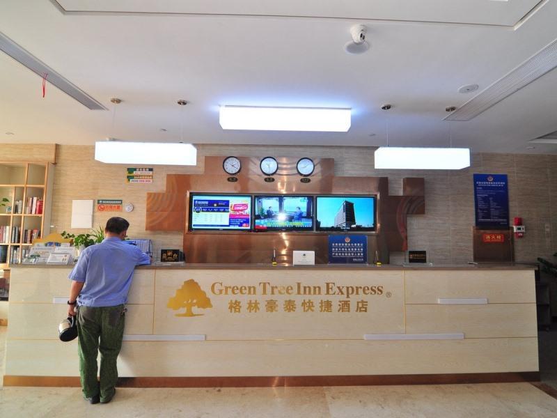 Greentree Inn Zhejiang Ningbo South Railway Station Express Hotel Exterior photo